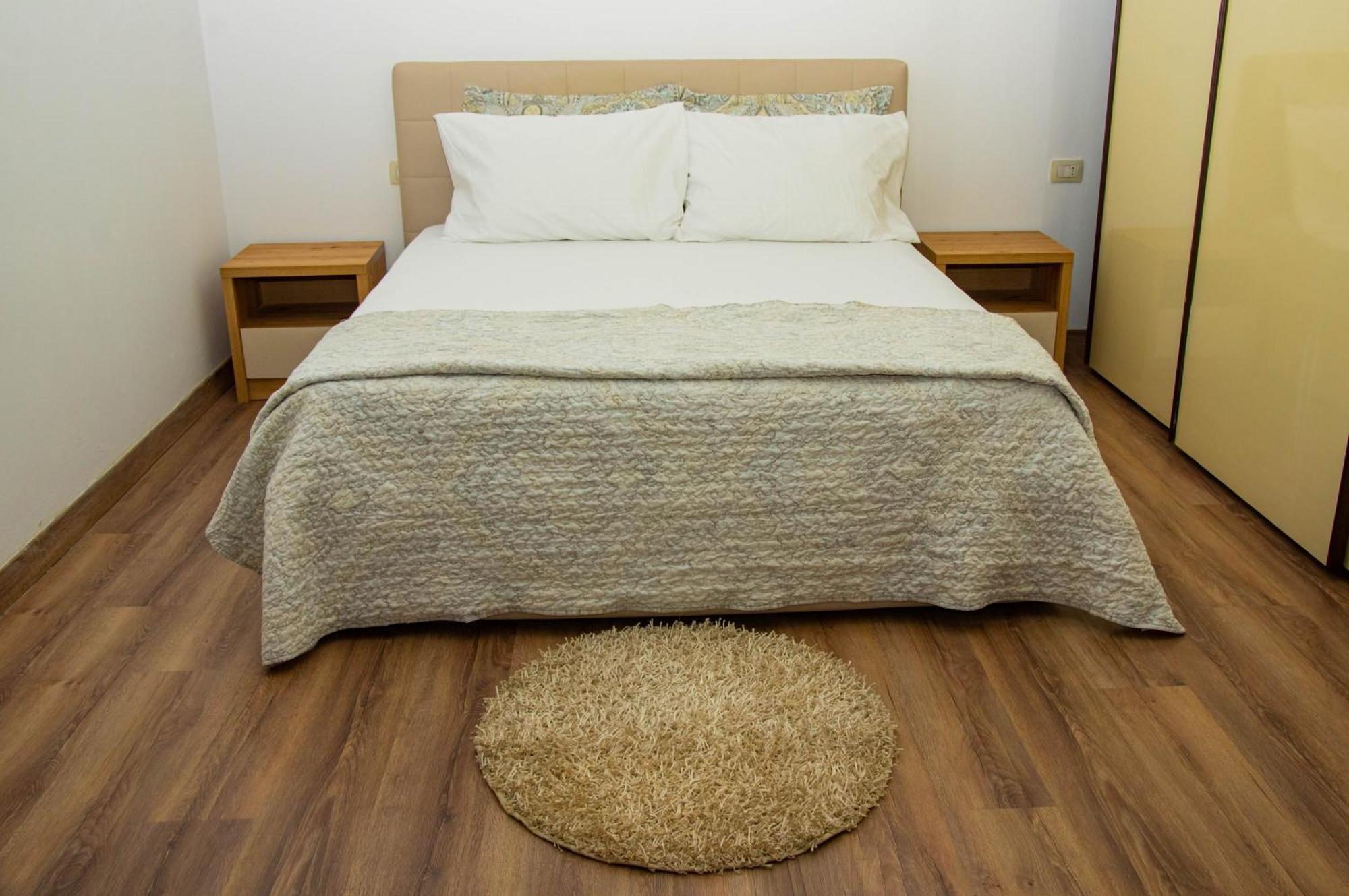 Lucas Central Relaxing House Tirana Extérieur photo